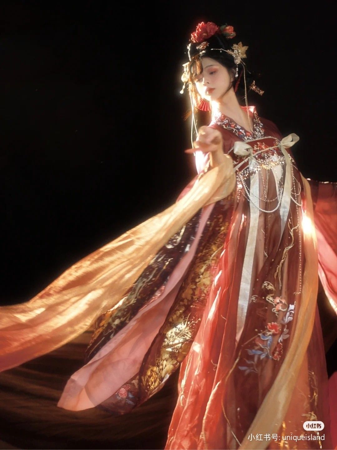 Reinventing Hanfu Fashion:Modern Chinese Style for Daily Wear Reinventing Hanfu Fashion:Modern Chinese Style for Daily Wear