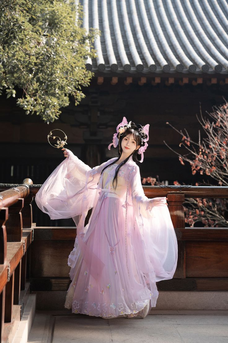 Authentic Hanfu Blind Boxes:Exploring the New Trend Authentic Hanfu Blind Boxes:Exploring the New Trend