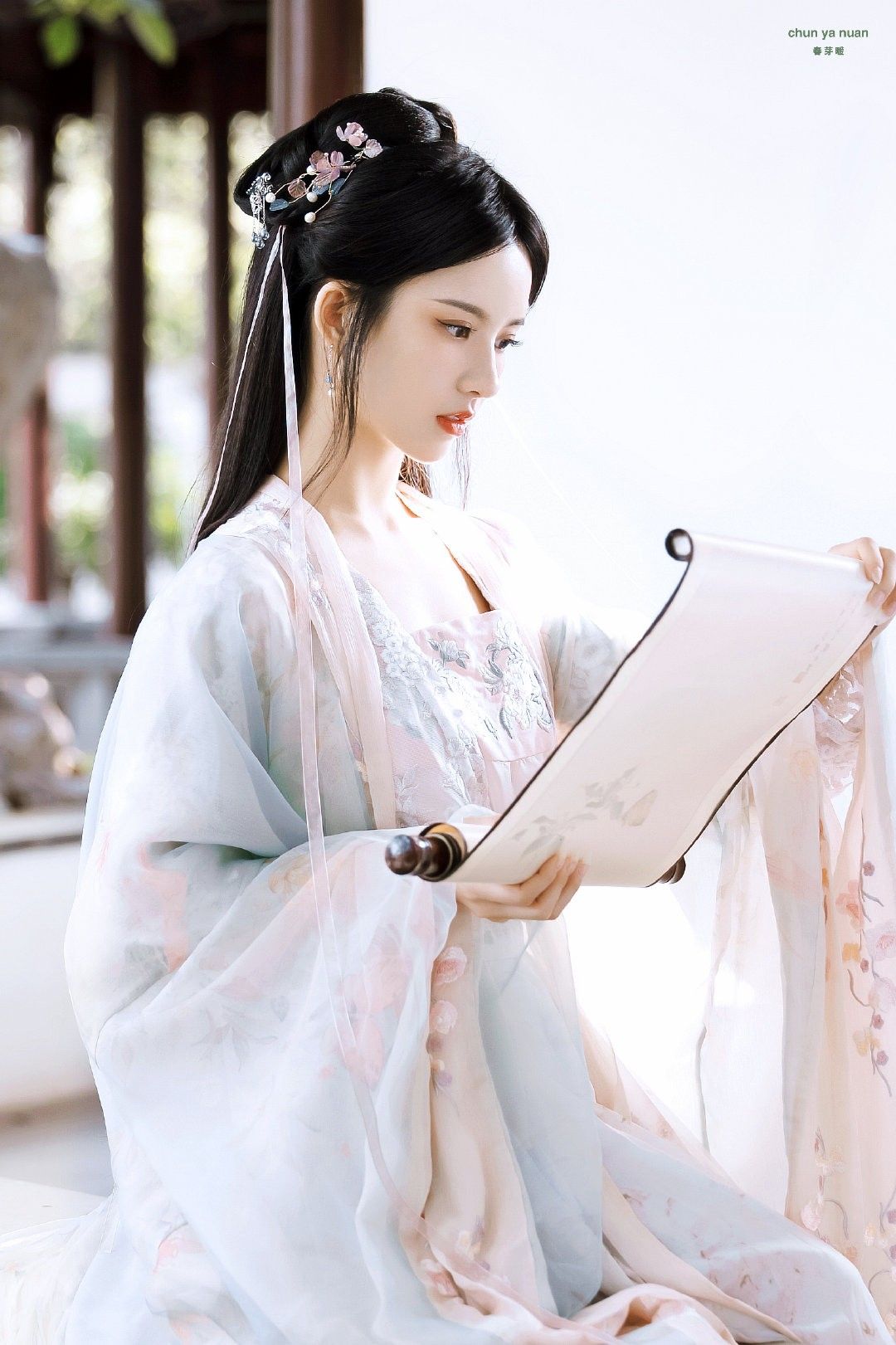 Vintage Hanfu Skirt:A Journey into the Ethereal Beauty of Ancient Chinese Fashion Vintage Hanfu Skirt:A Journey into the Ethereal Beauty of Ancient Chinese Fashion