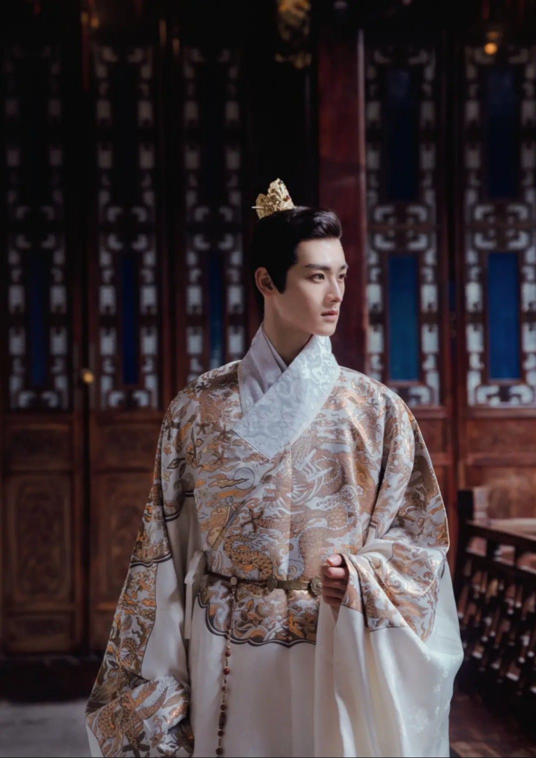 The Allure of a Black-Clad Hanfu Girl The Allure of a Black-Clad Hanfu Girl