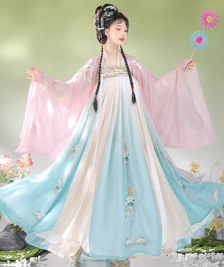 Affordable Authentic Hanfu:The Rise of B白菜价汉服潮流 Affordable Authentic Hanfu:The Rise of B白菜价汉服潮流
