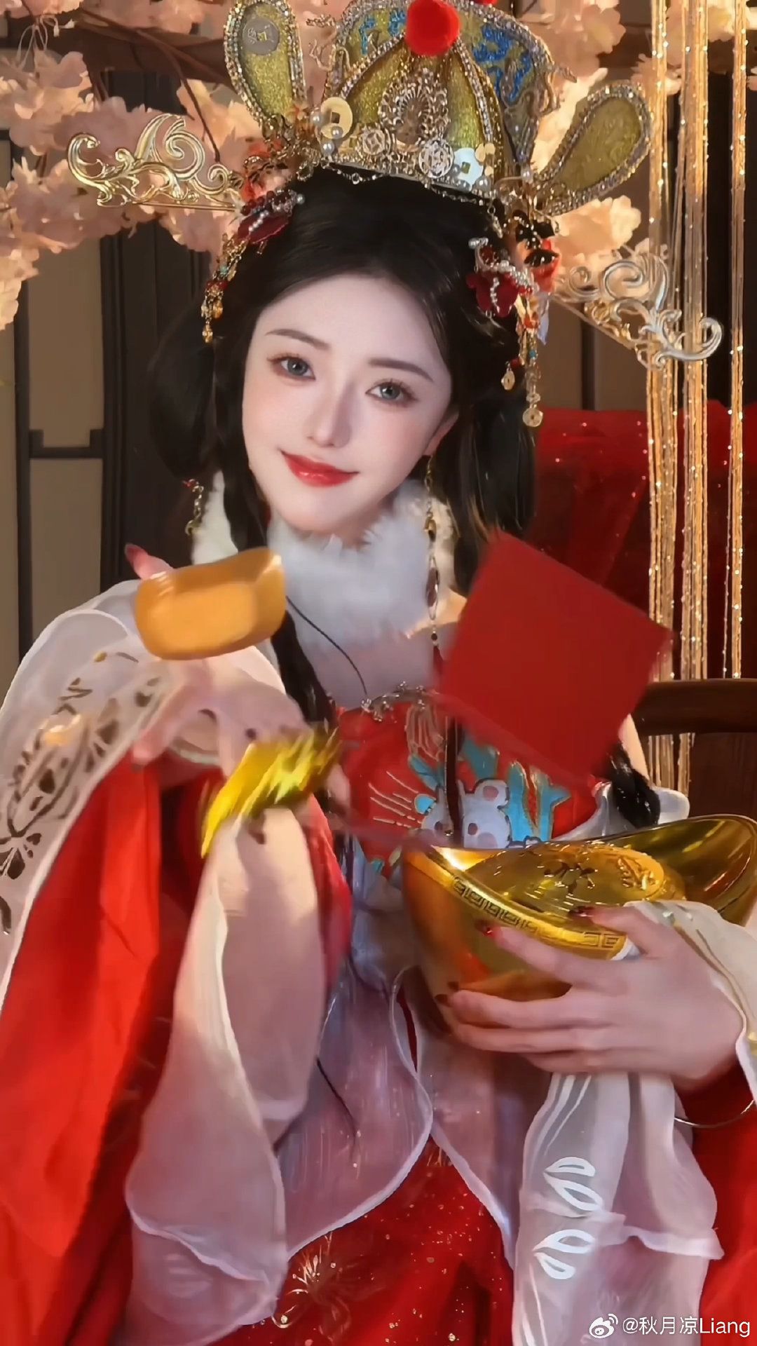 A Girls Spring and Autumn Hanfu Dress:The Charm of Traditional Elegance in a Modern Context