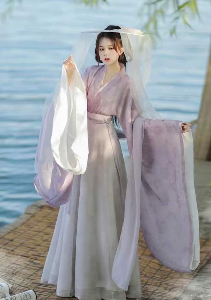 The Enchanting World of Lingyin Hanfu The Traditional Chinese Elegance The Enchanting World of Lingyin Hanfu The Traditional Chinese Elegance