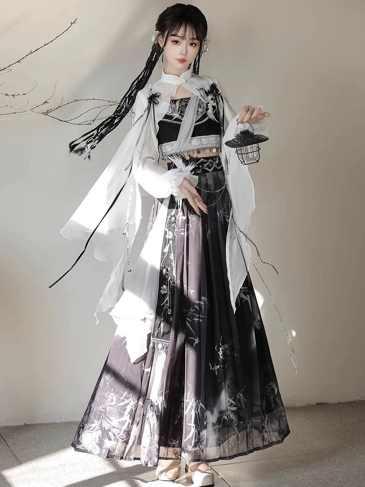 Kids Cheongsam Revolution:New Fashionable Qipao Styles for Little Girls Kids Cheongsam Revolution:New Fashionable Qipao Styles for Little Girls