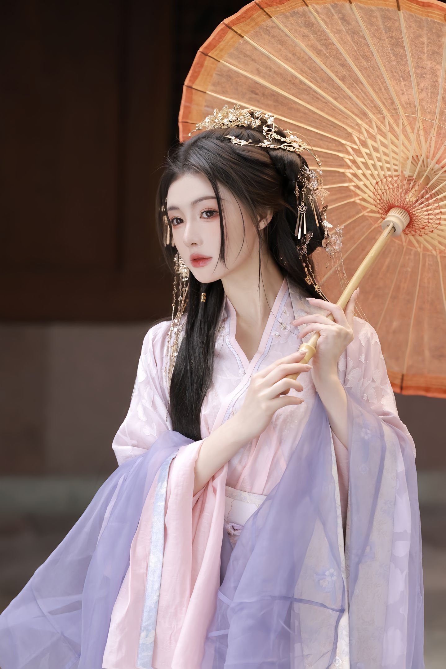 Embracing the New Chinese Style:The Charm of Black Cheongsam for Plus-Size Women Embracing the New Chinese Style:The Charm of Black Cheongsam for Plus-Size Women