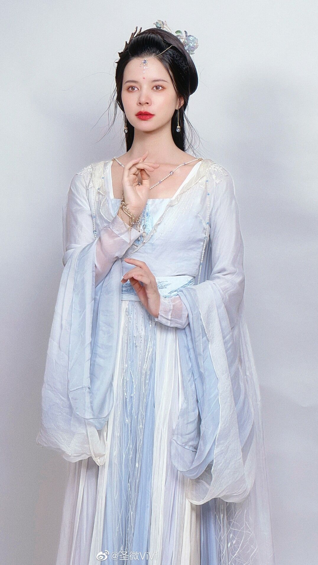 Summer Hanfu Fashion for Young Girls:Comfortable and Stylish Daily Wear Summer Hanfu Fashion for Young Girls:Comfortable and Stylish Daily Wear