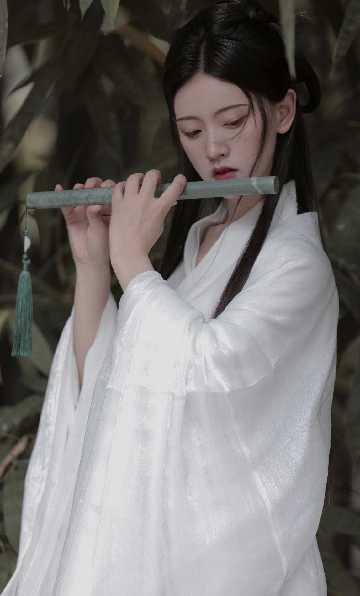 The Princess in Hanfu:A Journey into the World of a Girl Child in Traditional Chinese Splendor The Princess in Hanfu:A Journey into the World of a Girl Child in Traditional Chinese Splendor