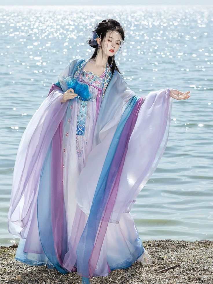 Childrens Hanfu Costumes for Summer:A Traditional and Modern Blend