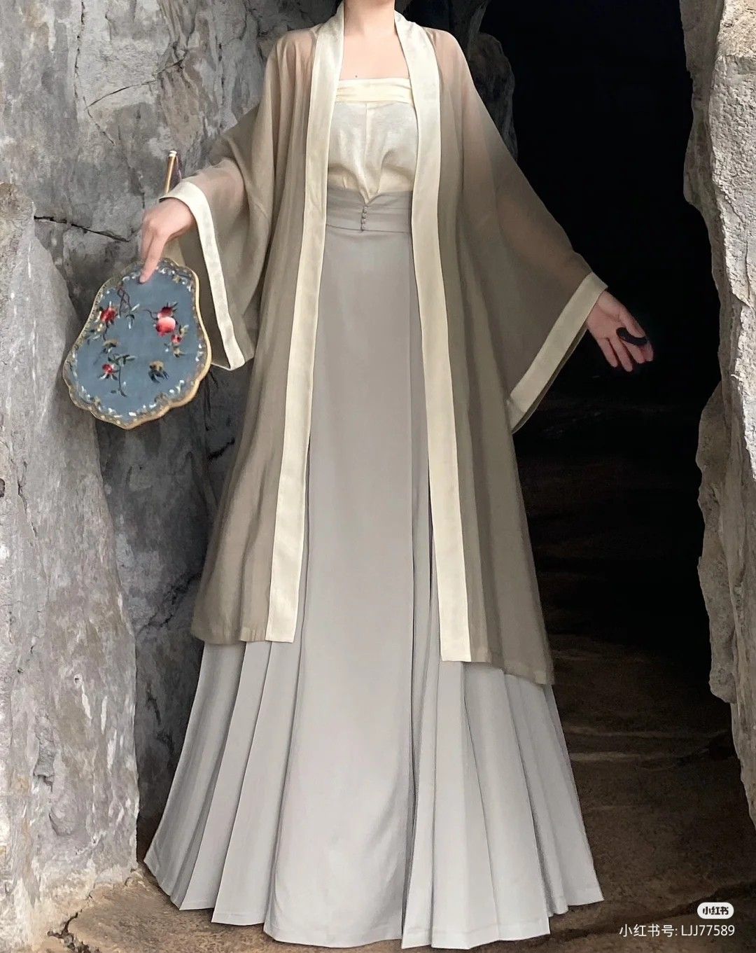 The Splendor of the Luo Shen Fu:A Journey into the Cultural Richness of Hanfu The Splendor of the Luo Shen Fu:A Journey into the Cultural Richness of Hanfu