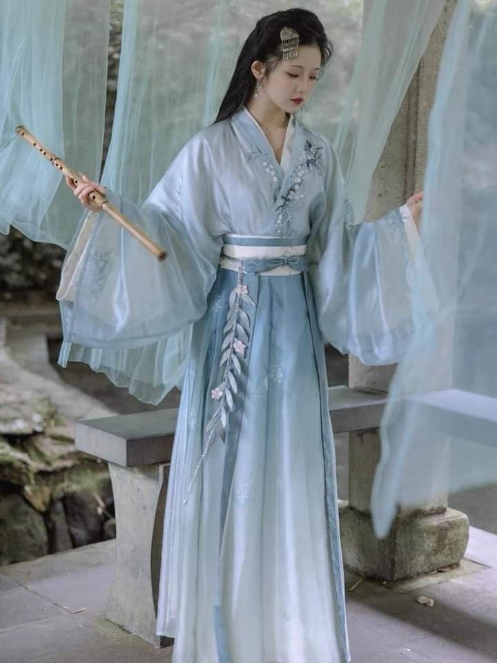 Short-Sleeve Cheongsam for Little Girls:Fashion and Tradition Meet