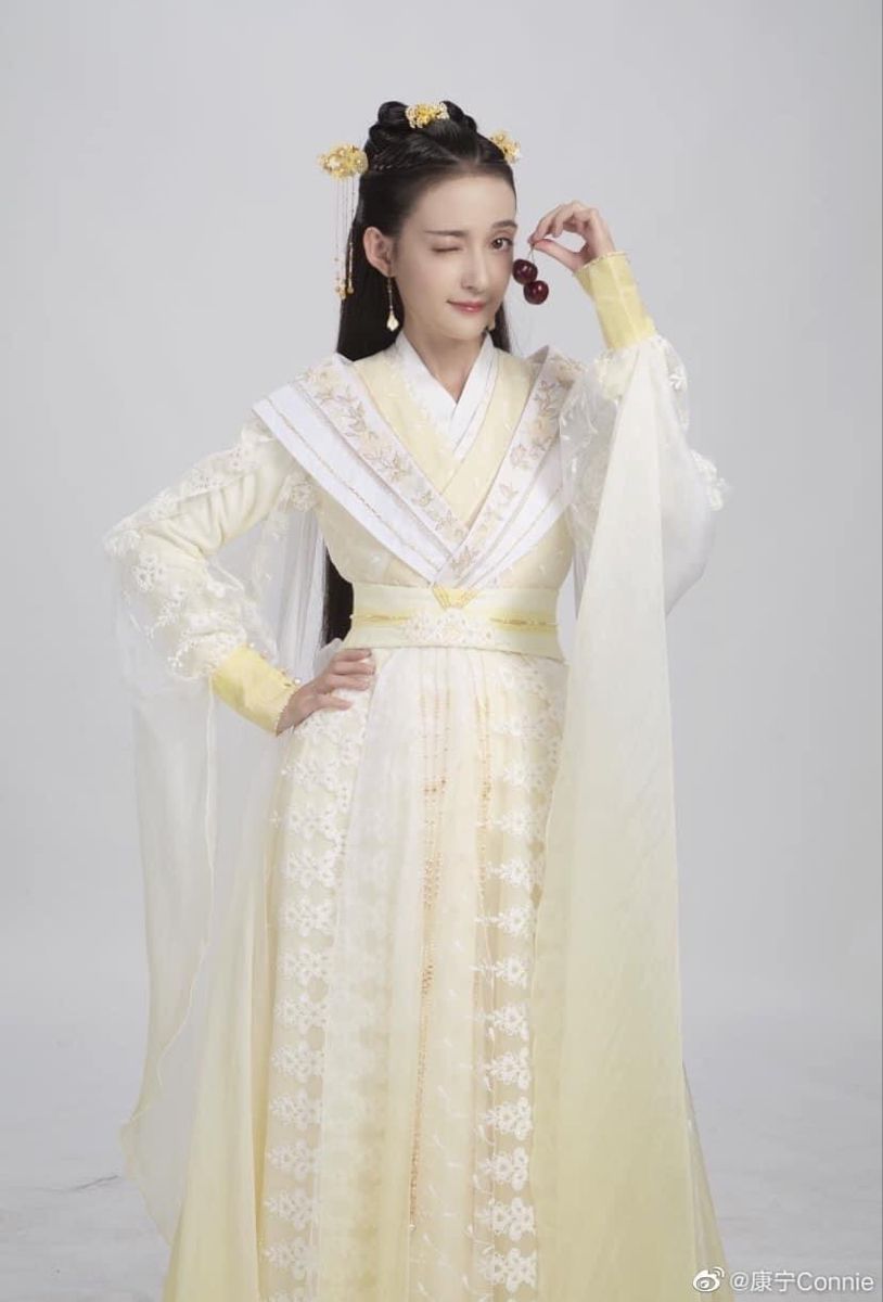 Plus Size Fashion:Winter and Autumn Qipao for Curvier Women Plus Size Fashion:Winter and Autumn Qipao for Curvier Women