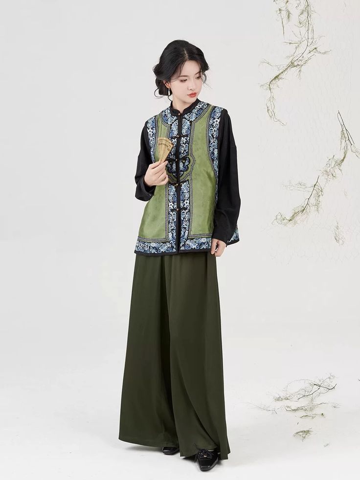 Autumn Winter Style with Sitings Qipao Elegance Autumn Winter Style with Sitings Qipao Elegance