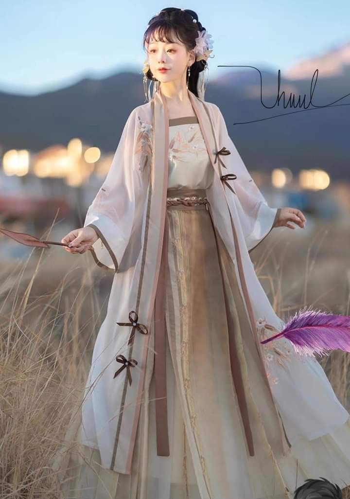 Introducing the Tang Costume: Introducing the Tang Costume: