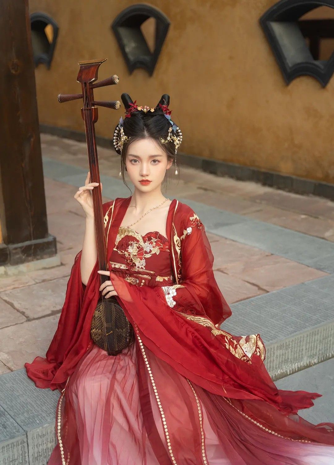 Ancient Girls Hanfu Fashion:The Rise of Traditional Costume in Elementary School Ancient Girls Hanfu Fashion:The Rise of Traditional Costume in Elementary School