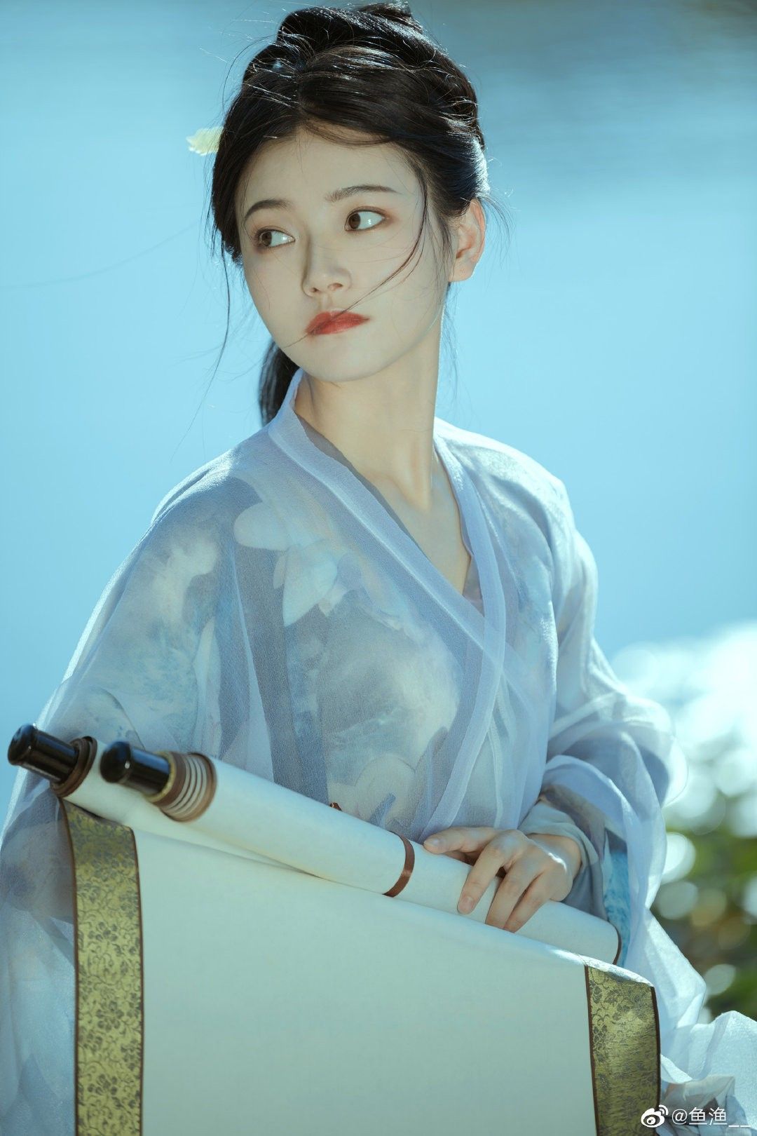 The Equestrian Charm of Qingyas Horseface Skirt