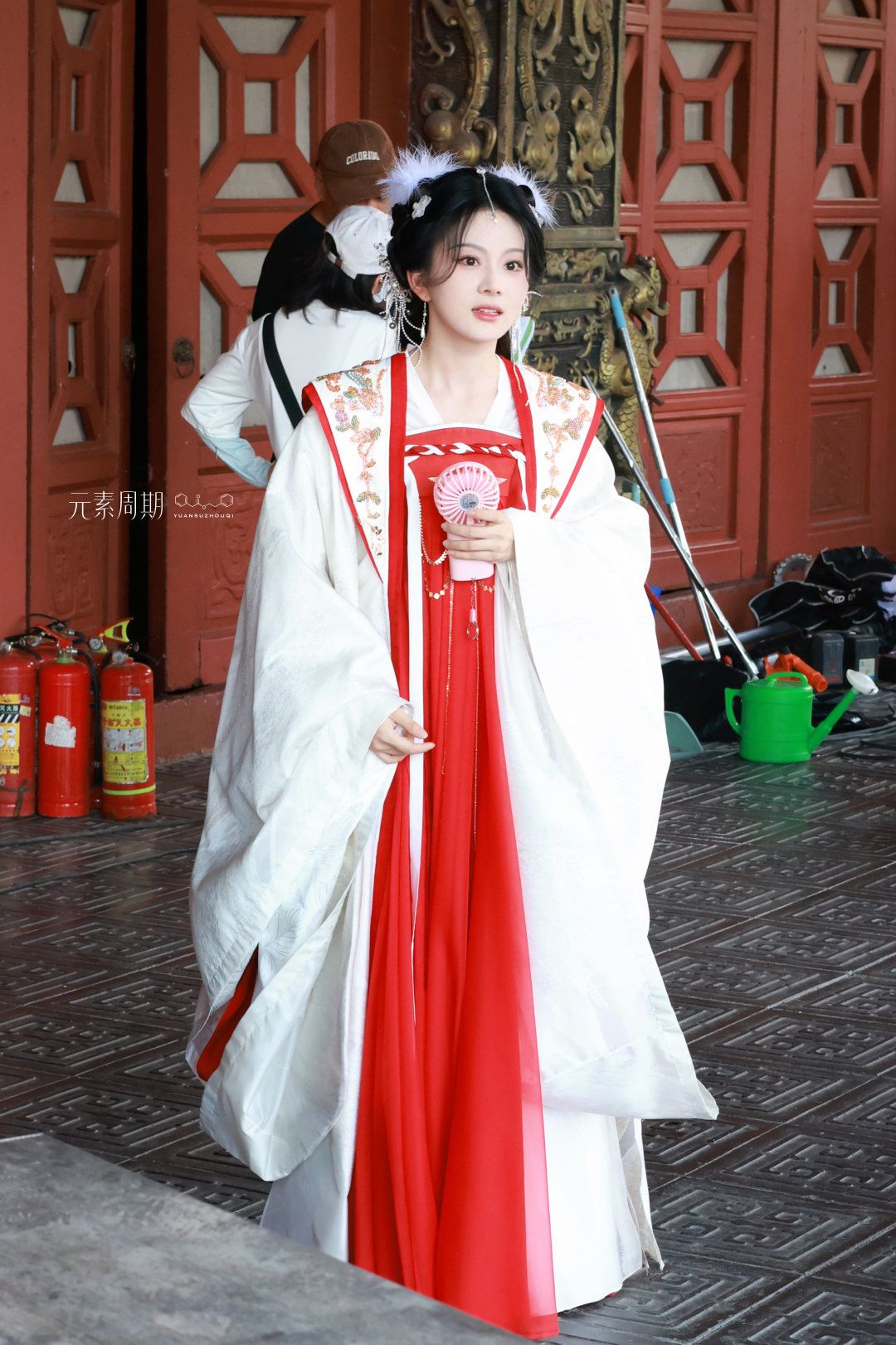 Rabbit Maiden in Hanfu:The Affordability of Quality Traditional Chinese Dress