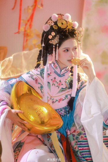 Baby Hanfu Fashion for Autumn:A Guide to Styling Your Little One in Traditional Elegance Baby Hanfu Fashion for Autumn:A Guide to Styling Your Little One in Traditional Elegance