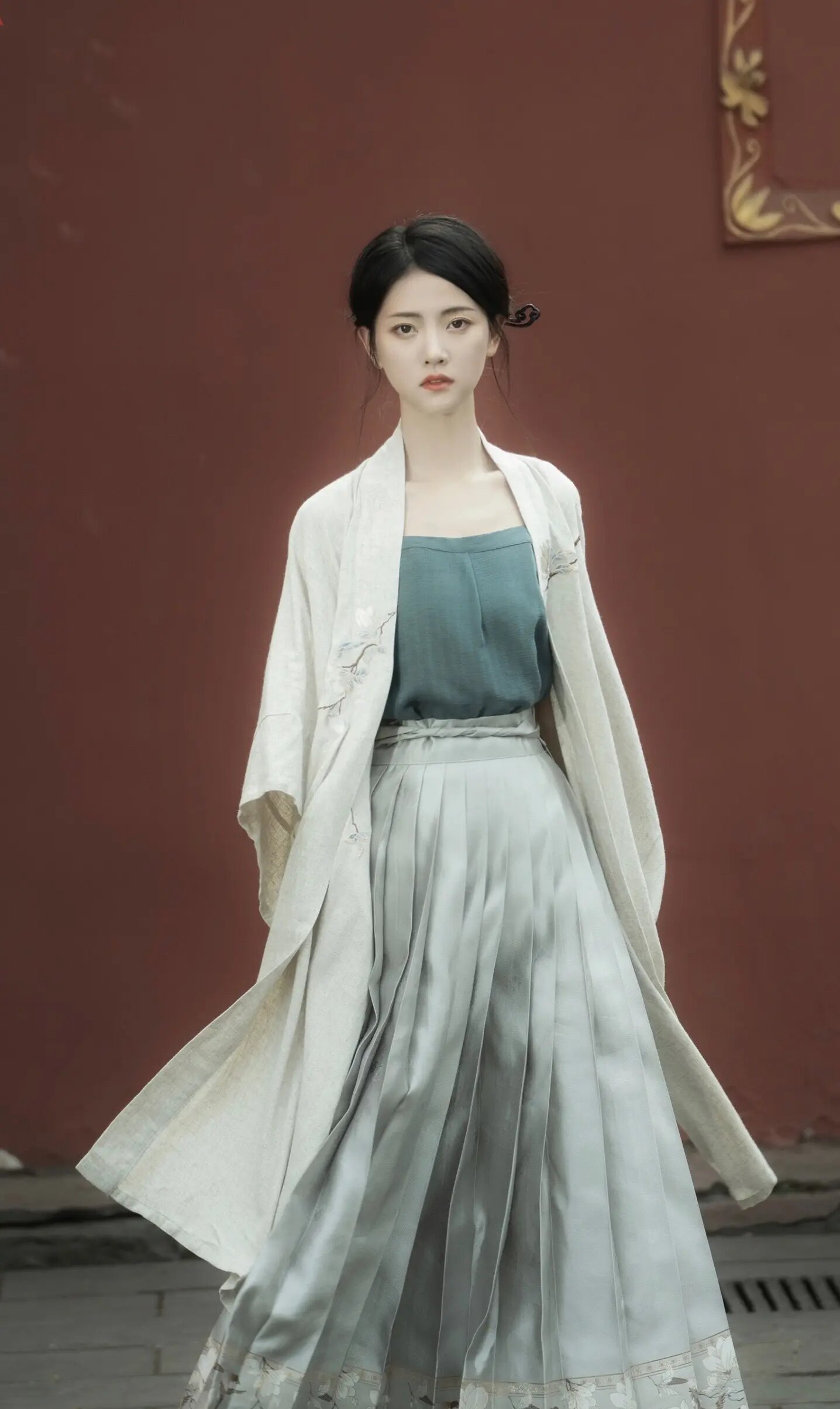 The Ethereal Charm of Cheongsam-Clad Women and Their Elegant Shoes The Ethereal Charm of Cheongsam-Clad Women and Their Elegant Shoes