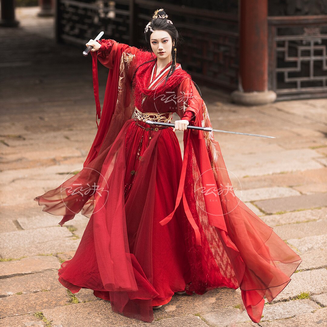 Cloud-Inspired Fashion:The Revival of Hanfu in the Cloud Apparel Shop Cloud-Inspired Fashion:The Revival of Hanfu in the Cloud Apparel Shop