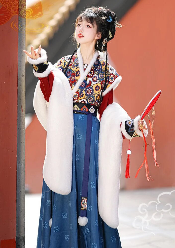Luxury Chinese-Style Tang Costume Womens Top for Autumn-Winter Luxury Chinese-Style Tang Costume Womens Top for Autumn-Winter