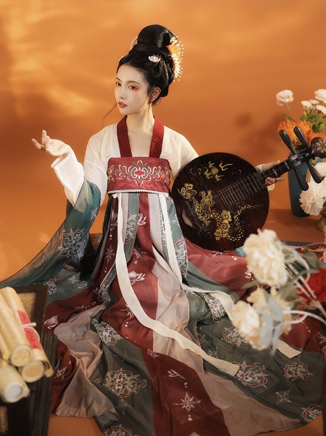 Blooming Beauty:The Story of Flower Fairy Hanfu Fashion Blooming Beauty:The Story of Flower Fairy Hanfu Fashion