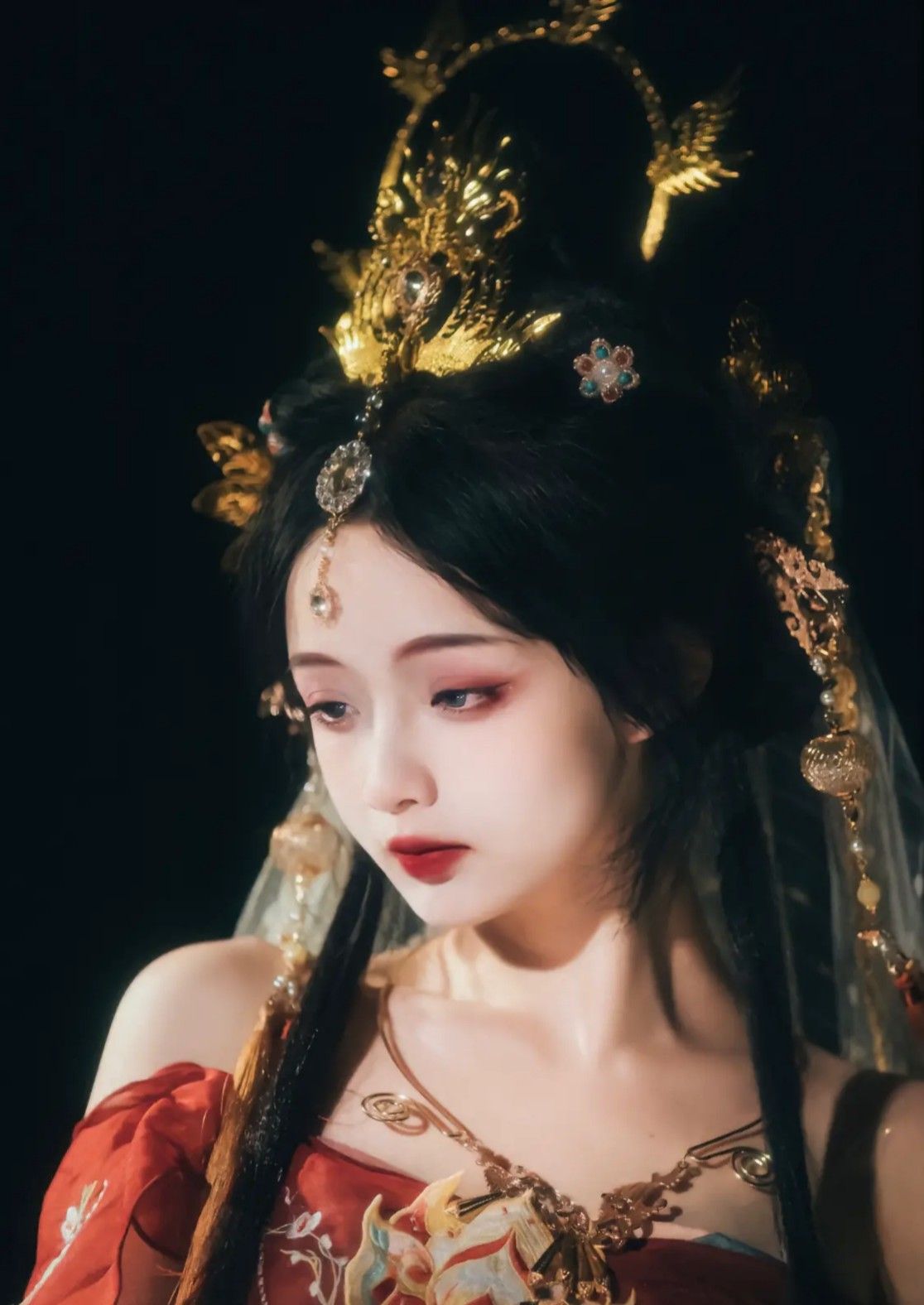Ink-Colored Horseface Skirt:A Blend of Traditional Chinese Culture and Modern Fashion Ink-Colored Horseface Skirt:A Blend of Traditional Chinese Culture and Modern Fashion
