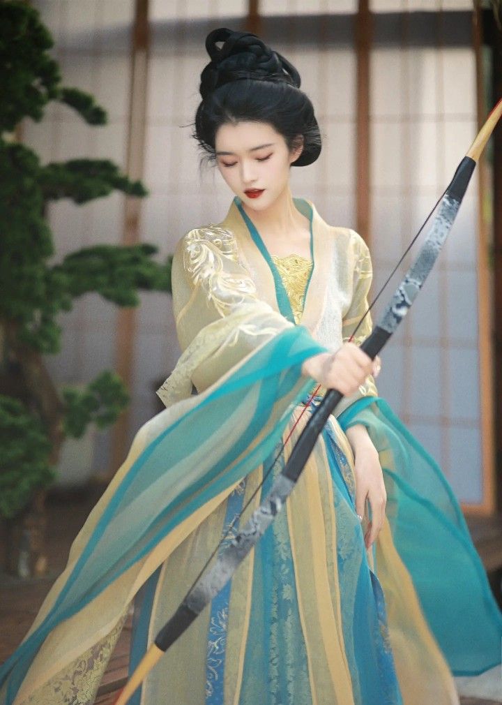 The Complete Guide to Traditional Hanfu Womens Da Xiushan Robes The Complete Guide to Traditional Hanfu Womens Da Xiushan Robes