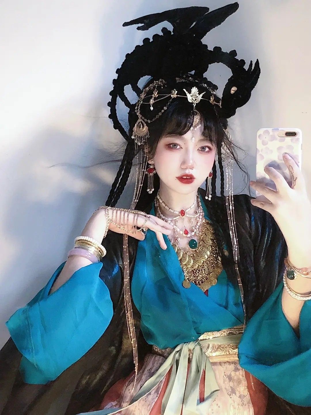 The Elegance of Traditional Hanfu:Womens Overlapping Collar Short-Shirt The Elegance of Traditional Hanfu:Womens Overlapping Collar Short-Shirt