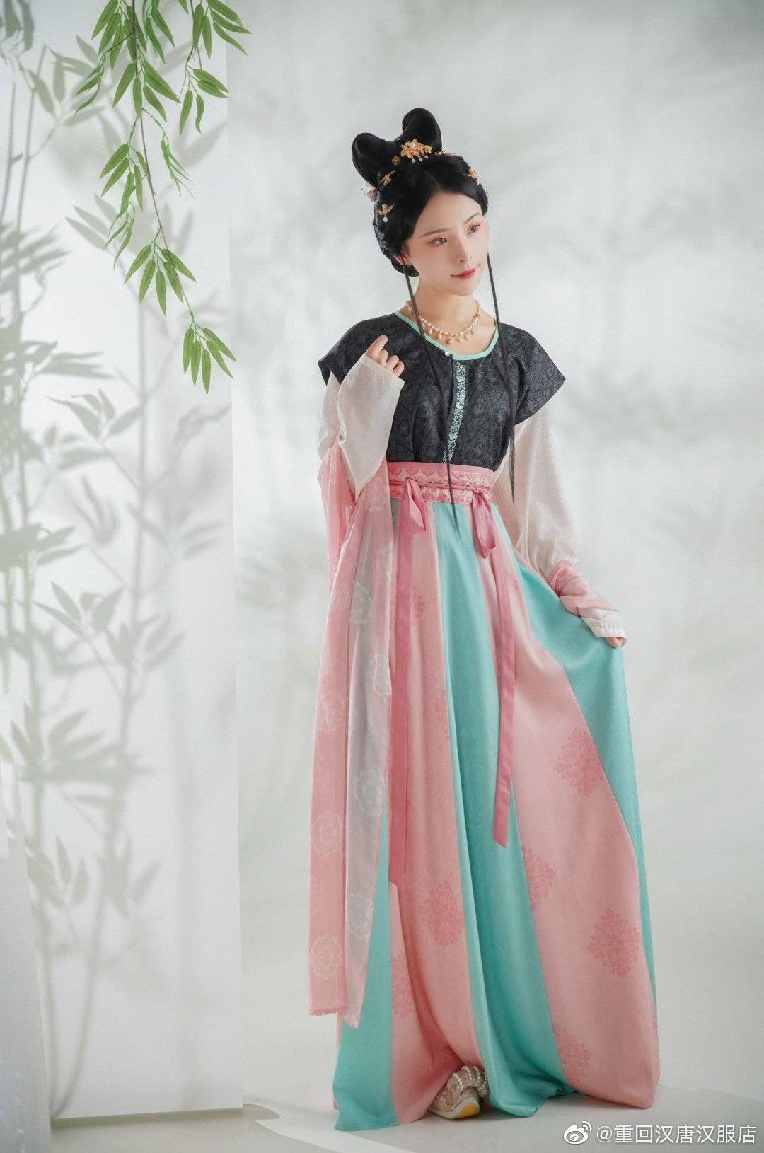 檀香阁汉服 檀香阁汉服