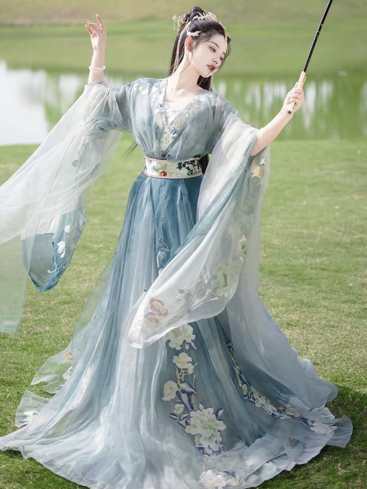 The Elegance of Long-Style Cheongsam as Formal Wear