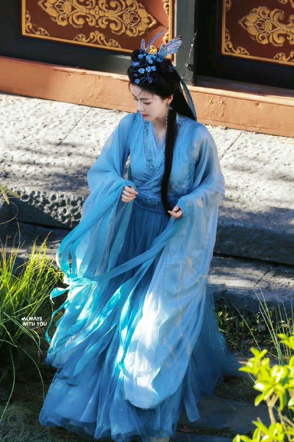 Zero Youth and Traditional Elegance:The Revival of Hanfu in the Form of Qingzi Zero Youth and Traditional Elegance:The Revival of Hanfu in the Form of Qingzi