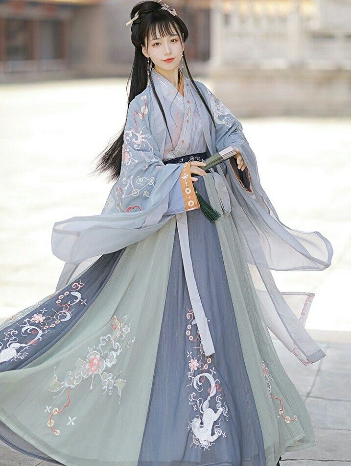 Elegance of the Past:The Feminine Charm of Traditional Chinese Hanfu Qiyao Costumes Elegance of the Past:The Feminine Charm of Traditional Chinese Hanfu Qiyao Costumes