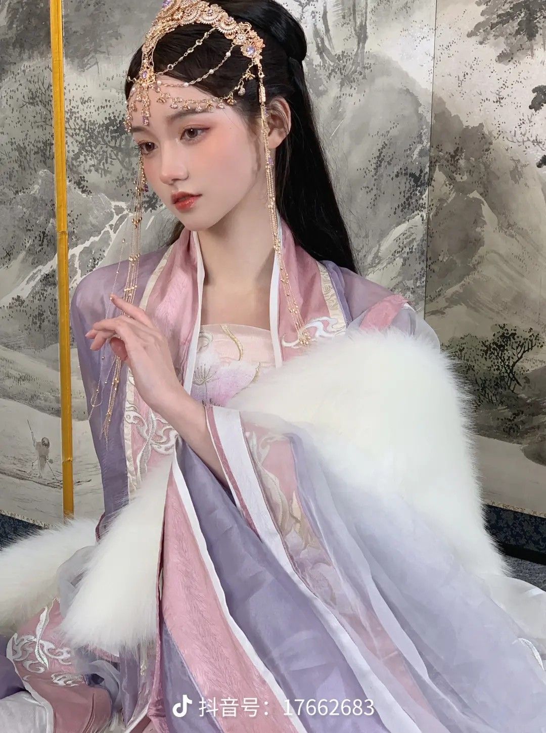The Art of Pairing Qipao with a Jacket and Shawl The Art of Pairing Qipao with a Jacket and Shawl