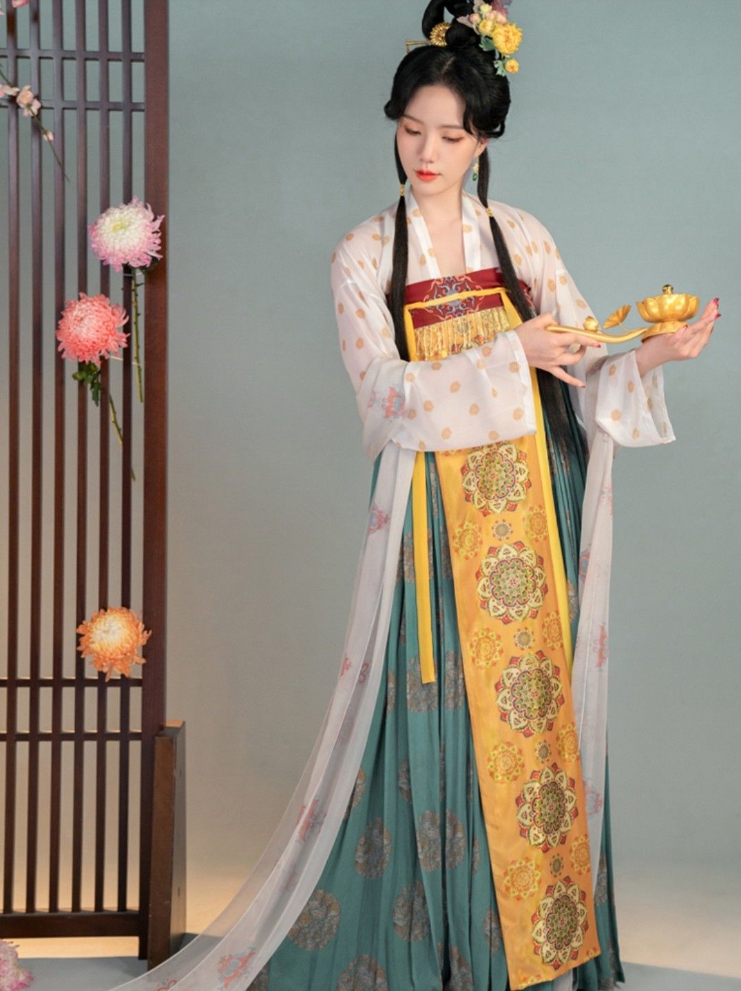 Renting Maimin Qun for Sisterly Bridesmaid Attire:A Guide to Traditional Beauty for Your Big Day Renting Maimin Qun for Sisterly Bridesmaid Attire:A Guide to Traditional Beauty for Your Big Day
