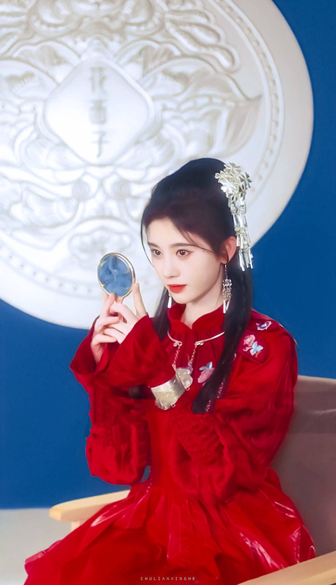 The Elegance of Long-sleeved Cheongsam Qipao:A Detailed Exploration The Elegance of Long-sleeved Cheongsam Qipao:A Detailed Exploration