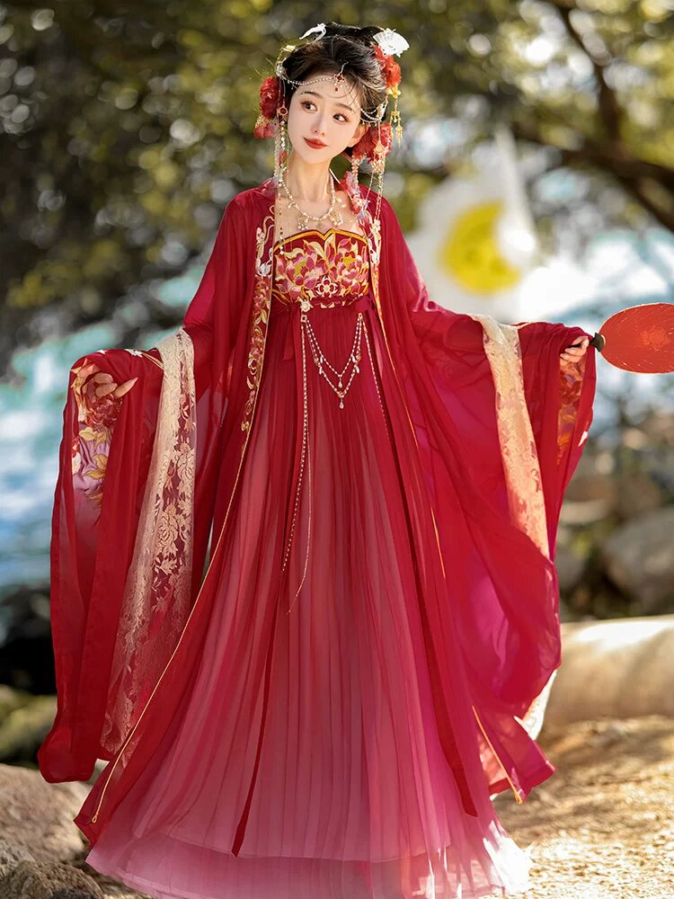 The Summer Splendor of a Hanfu Girl in Fiery Red The Summer Splendor of a Hanfu Girl in Fiery Red