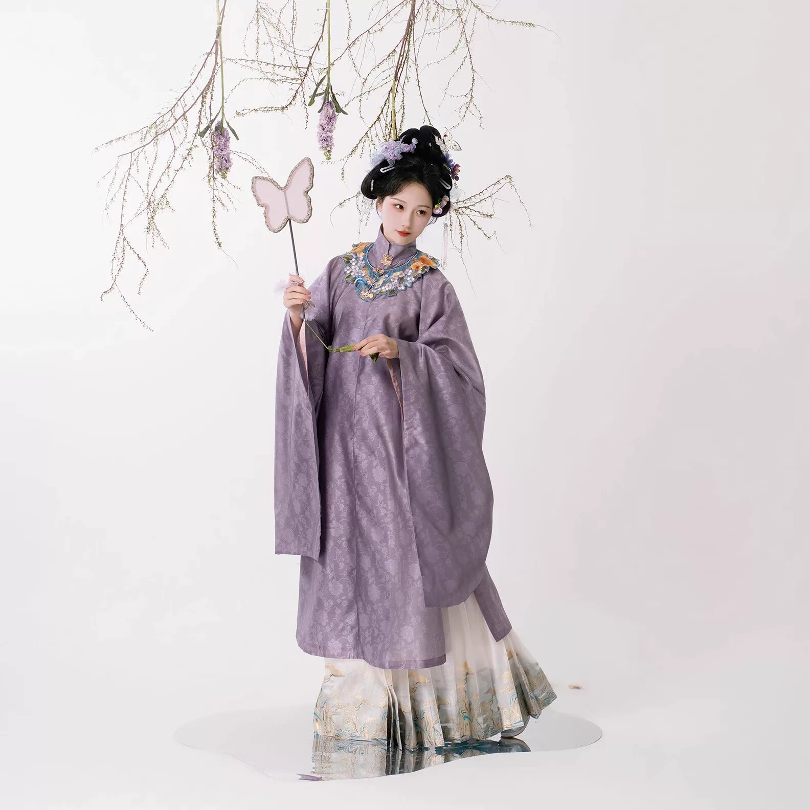 The Art of Zhijin Work:The Skilled Craftsmanship of Horseface Skirt The Art of Zhijin Work:The Skilled Craftsmanship of Horseface Skirt