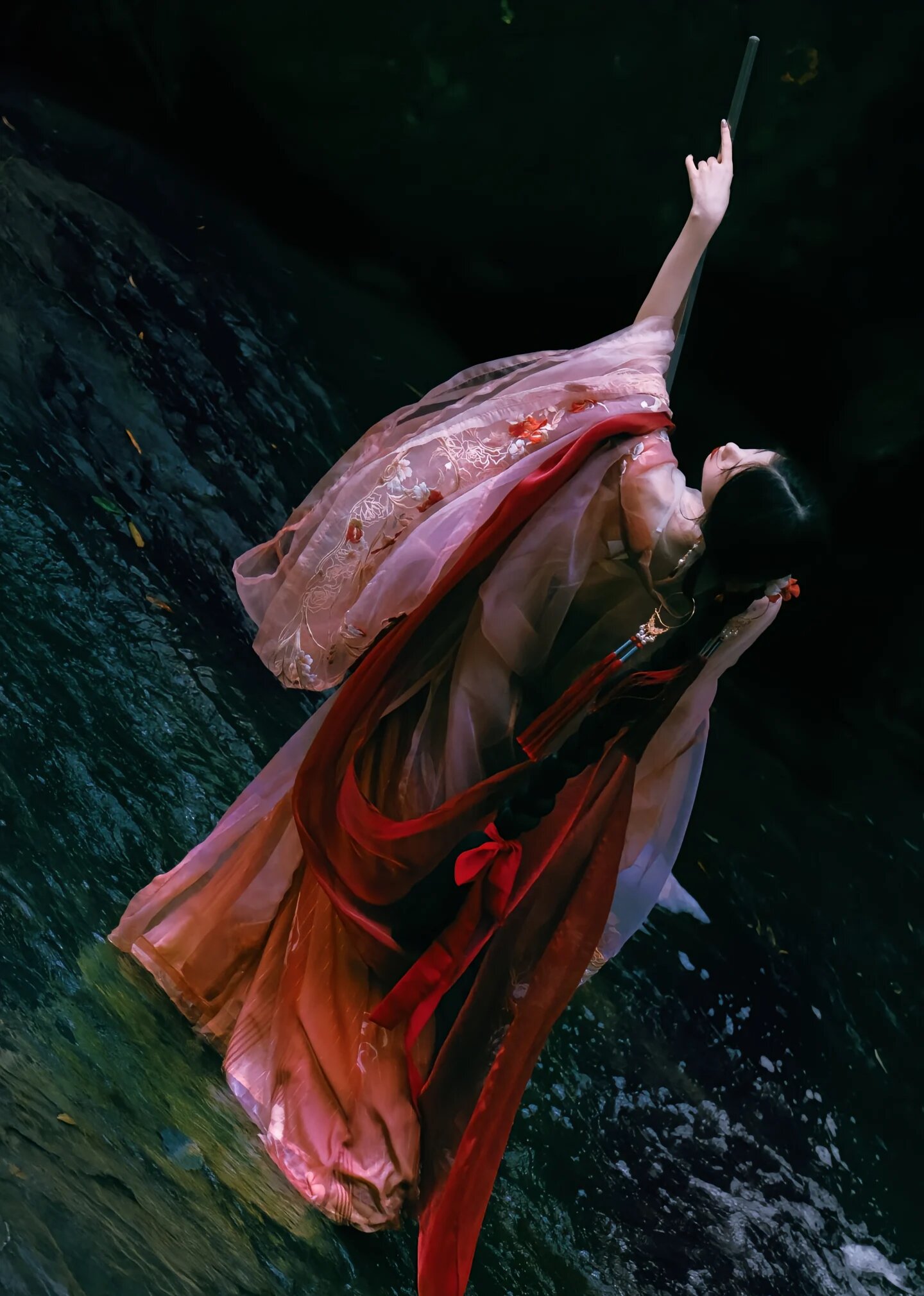 The Zodiac in the Realm of Cheongsam:Unveiling the Star Signs through a Cultural Lens The Zodiac in the Realm of Cheongsam:Unveiling the Star Signs through a Cultural Lens