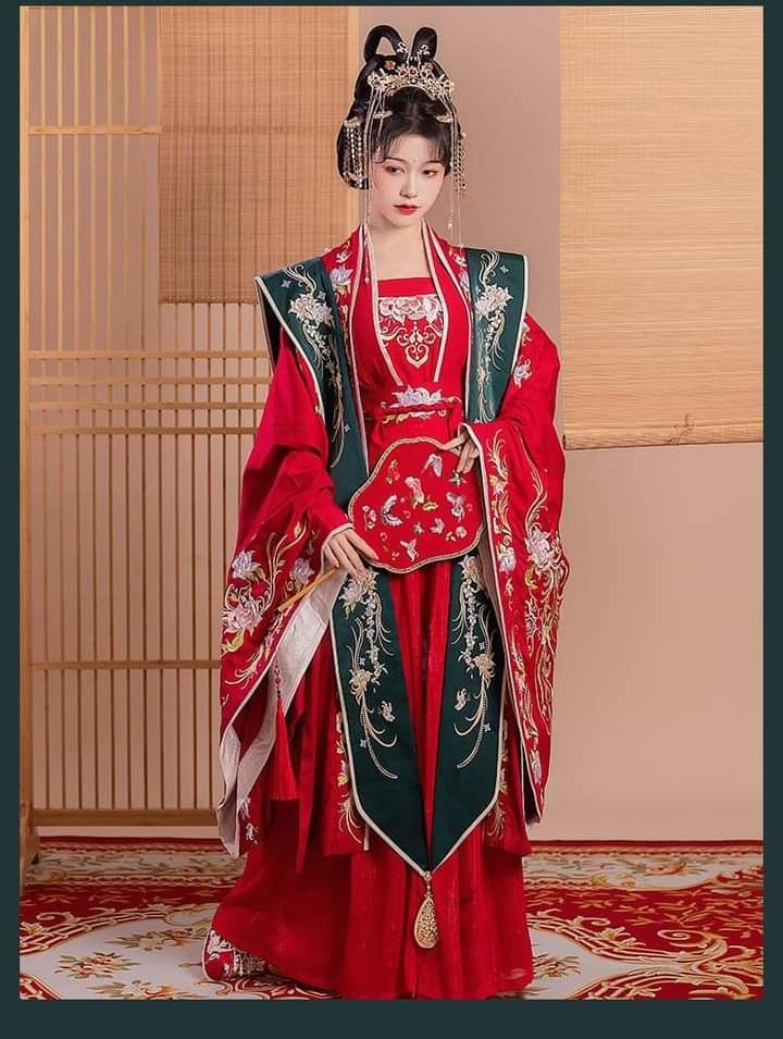 Traditional Charm of Qipao Short-Sleeve Blouses with Womens盘扣细节