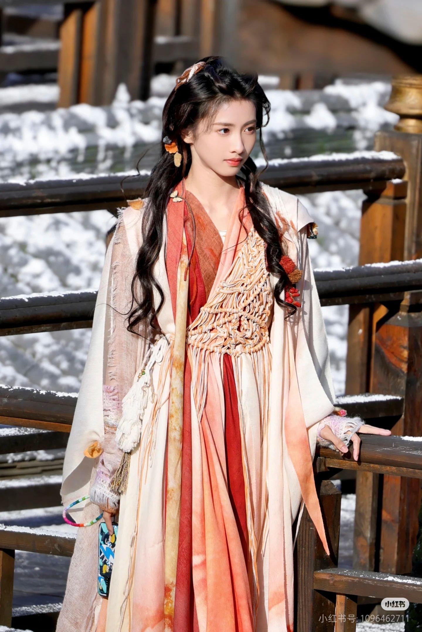 Traditional Chinese-Style Clothing:The Charm of Placket-Fronted Blouses with Cheongsam Collars