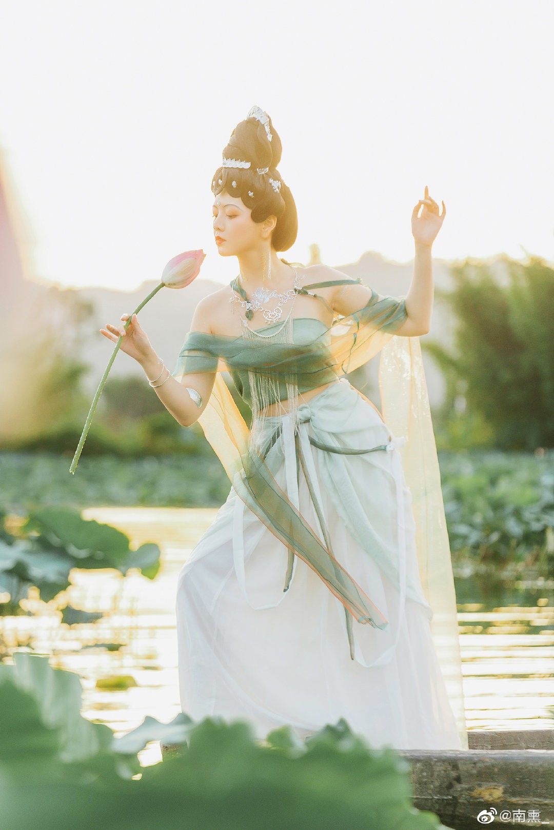 Summer Elegance in Hanfu Skirts:A Journey into the World of Traditional Chinese Undergarments