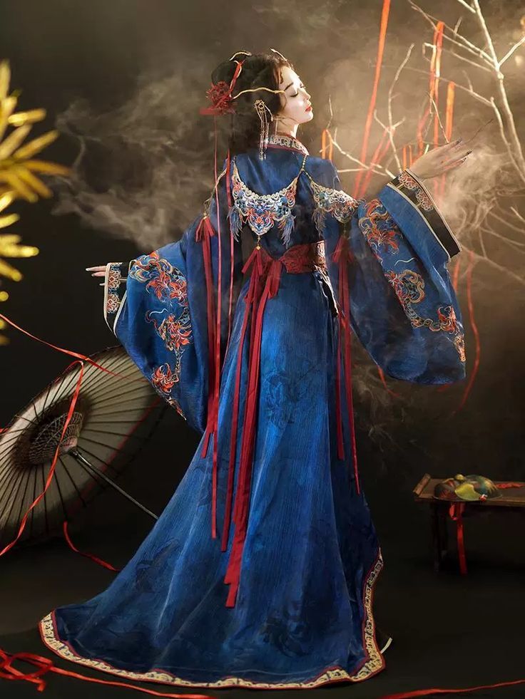 Winter Fashion Trends in Chinese-Style Womens Tang Suit Clothes