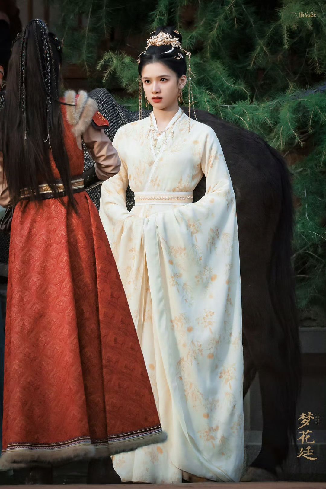 A 6-Year-Old Girls Journey into Traditional New Years Hanfu Fashion A 6-Year-Old Girls Journey into Traditional New Years Hanfu Fashion