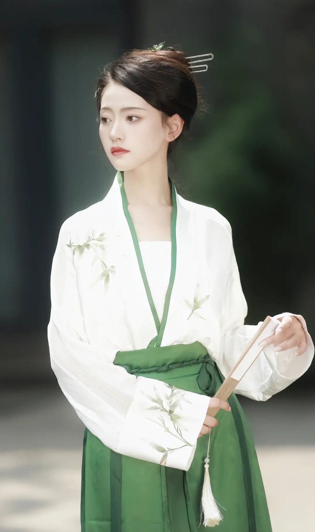 One-Piece Qipao Pattern:A Detailed Examination of its Design and Application One-Piece Qipao Pattern:A Detailed Examination of its Design and Application