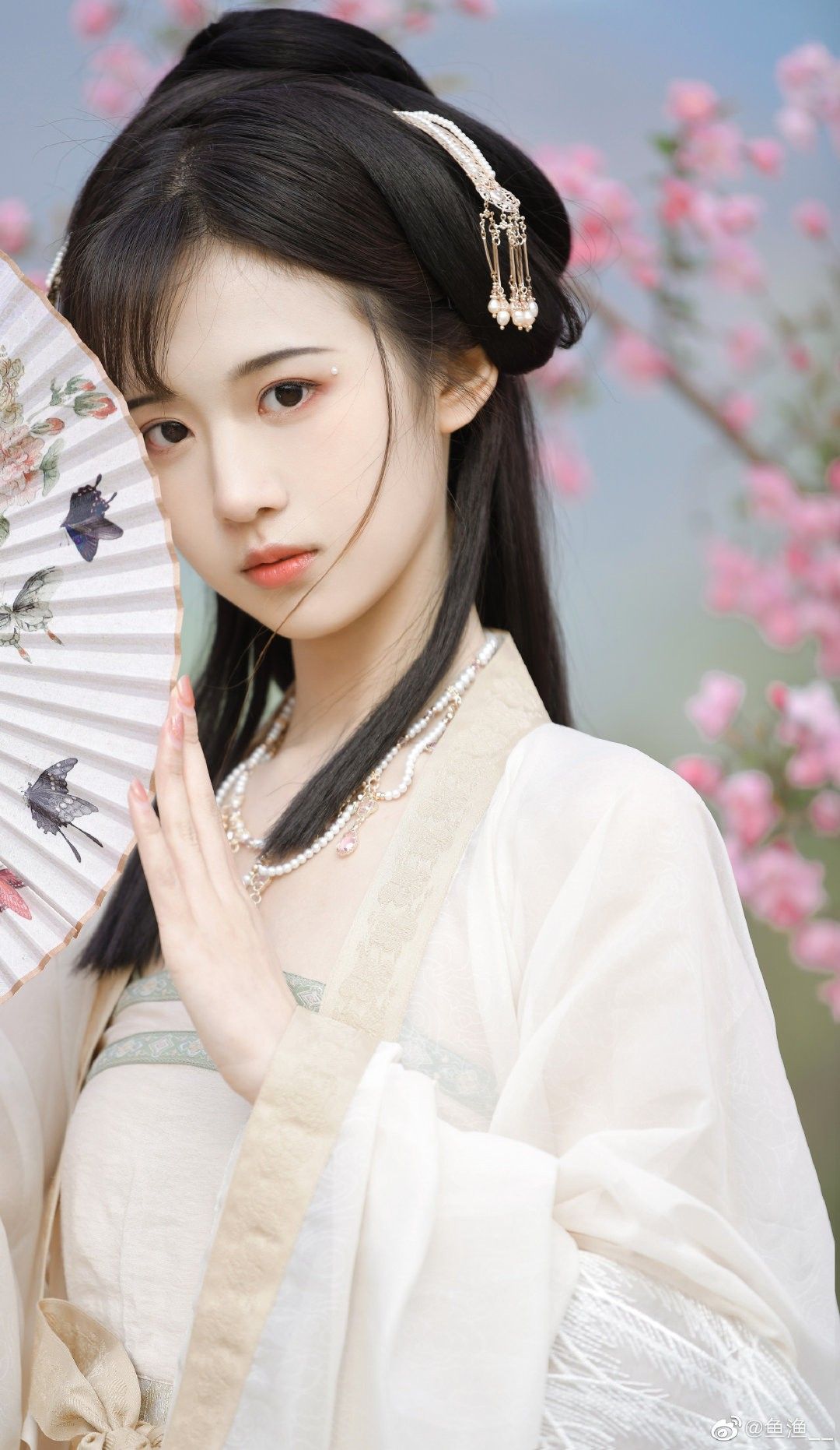 Summer Elegance in Hanfu Maomin Skirt Ensemble Summer Elegance in Hanfu Maomin Skirt Ensemble