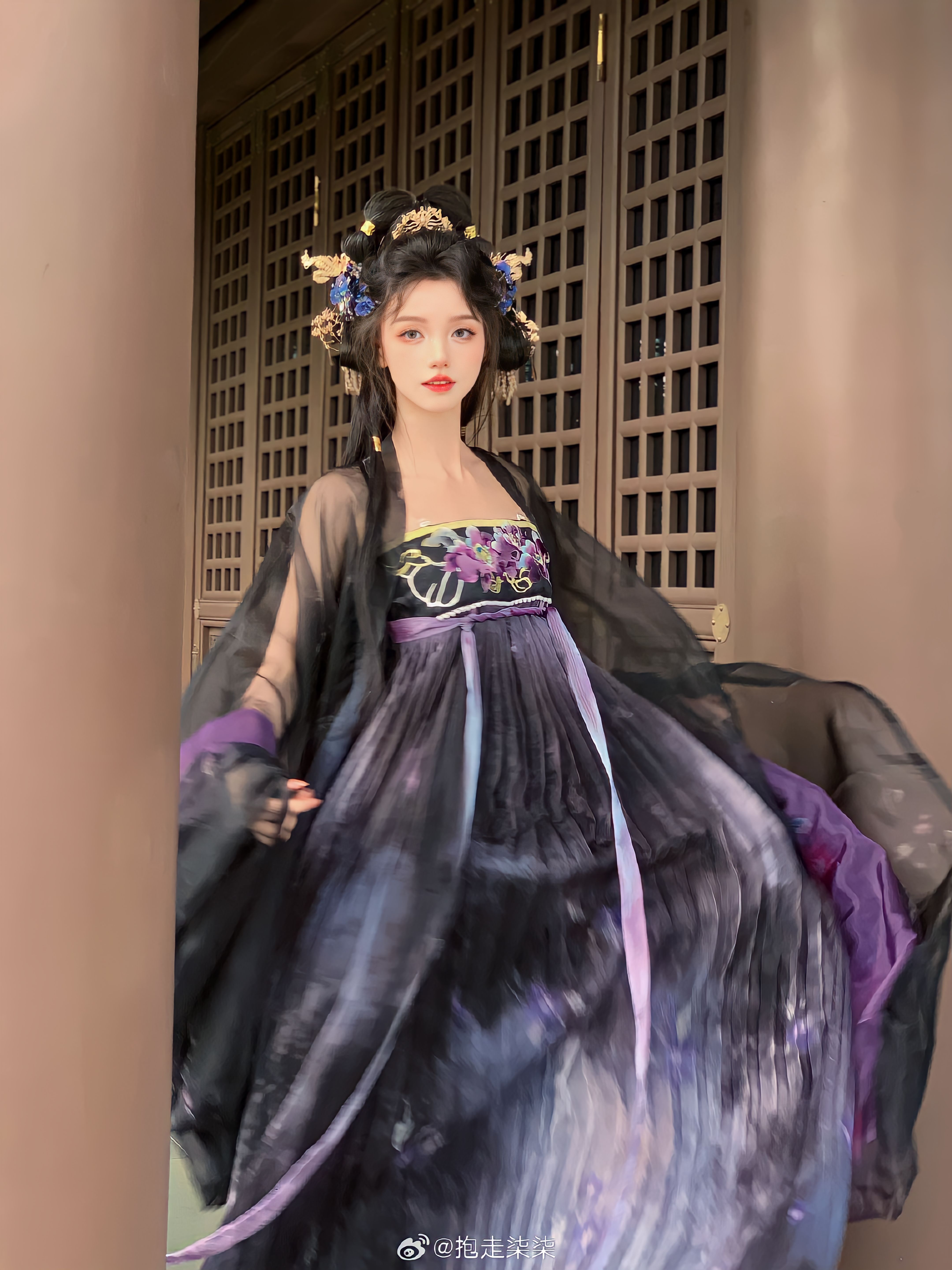 马面汉服明制汉尚华莲