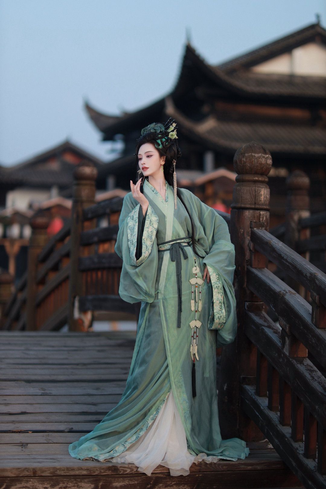 Dream Tang Chronicles:Original Large-Size Hanfu Fashion Dream Tang Chronicles:Original Large-Size Hanfu Fashion
