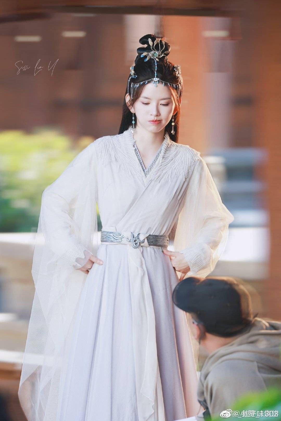 Hanfu Shoes for Girls and Little Kids:A Guide to Traditional Chinese Fashion Hanfu Shoes for Girls and Little Kids:A Guide to Traditional Chinese Fashion