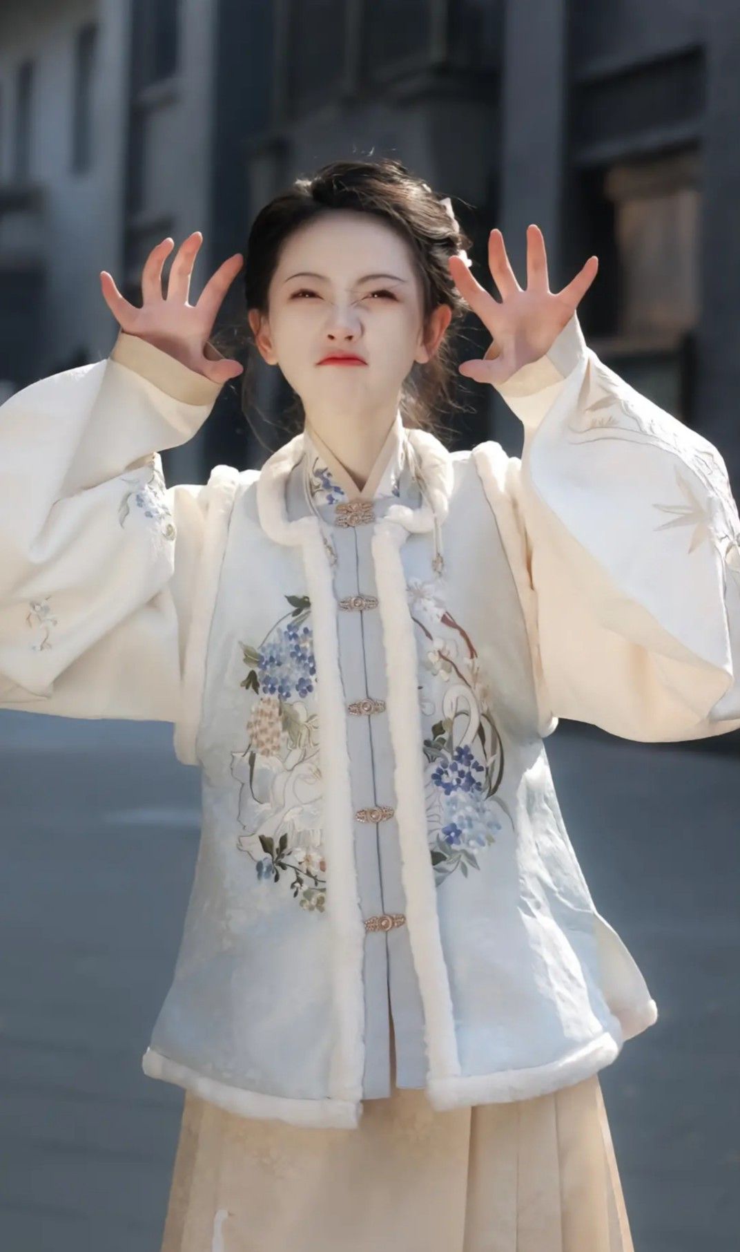 Original Hanfu Design Journey at Hantian Textiles Original Hanfu Design Journey at Hantian Textiles