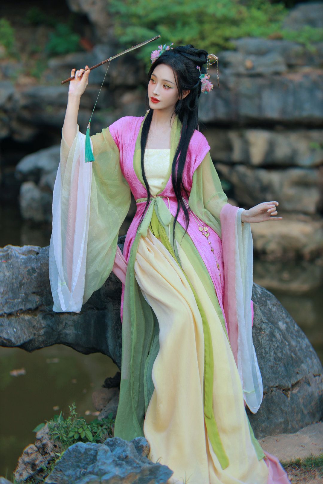 Han Shang Hua Lian Hanfu Store:The Legend of the Dragon Mother Han Shang Hua Lian Hanfu Store:The Legend of the Dragon Mother